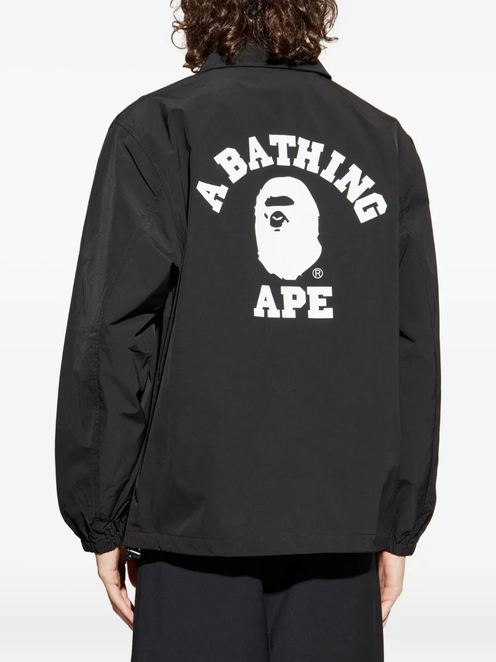 A BATHING APE College Coach jack met logo Zwart