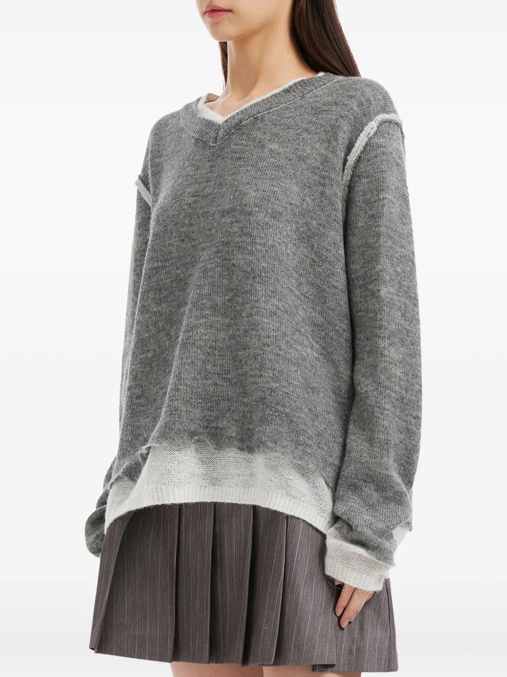 Tout A Coup V-neck Raw-cut Sweater In Gray