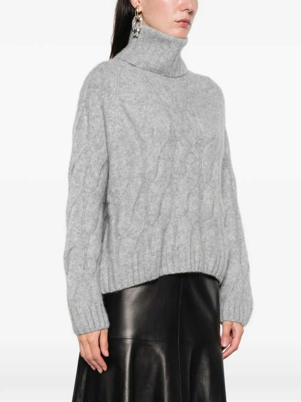 Allude Cable-knit Roll-neck Sweater In Gray