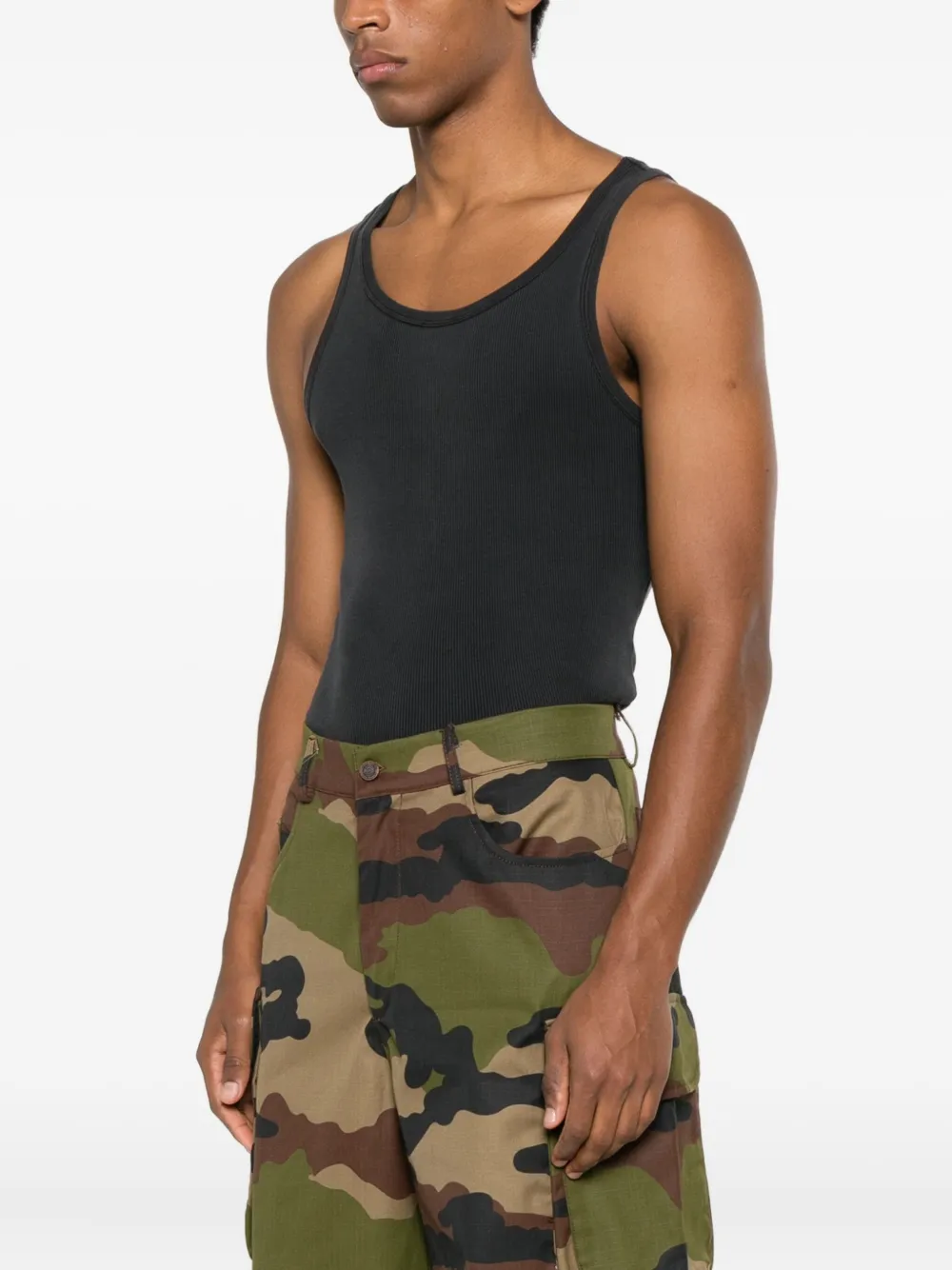 ROUGH. Shorts met camouflageprint Groen