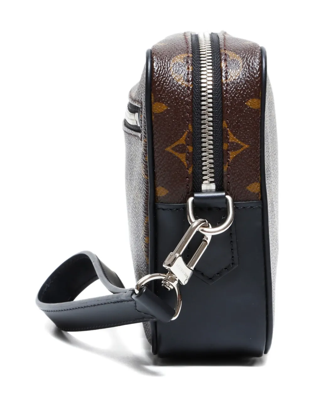 Pre-owned Louis Vuitton 2018 Kasai Monogram Clutch Bag In Brown