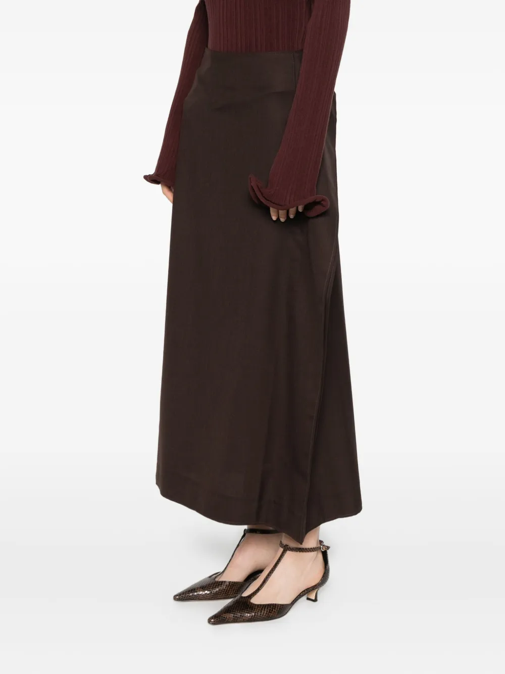 Button Slit Skirt