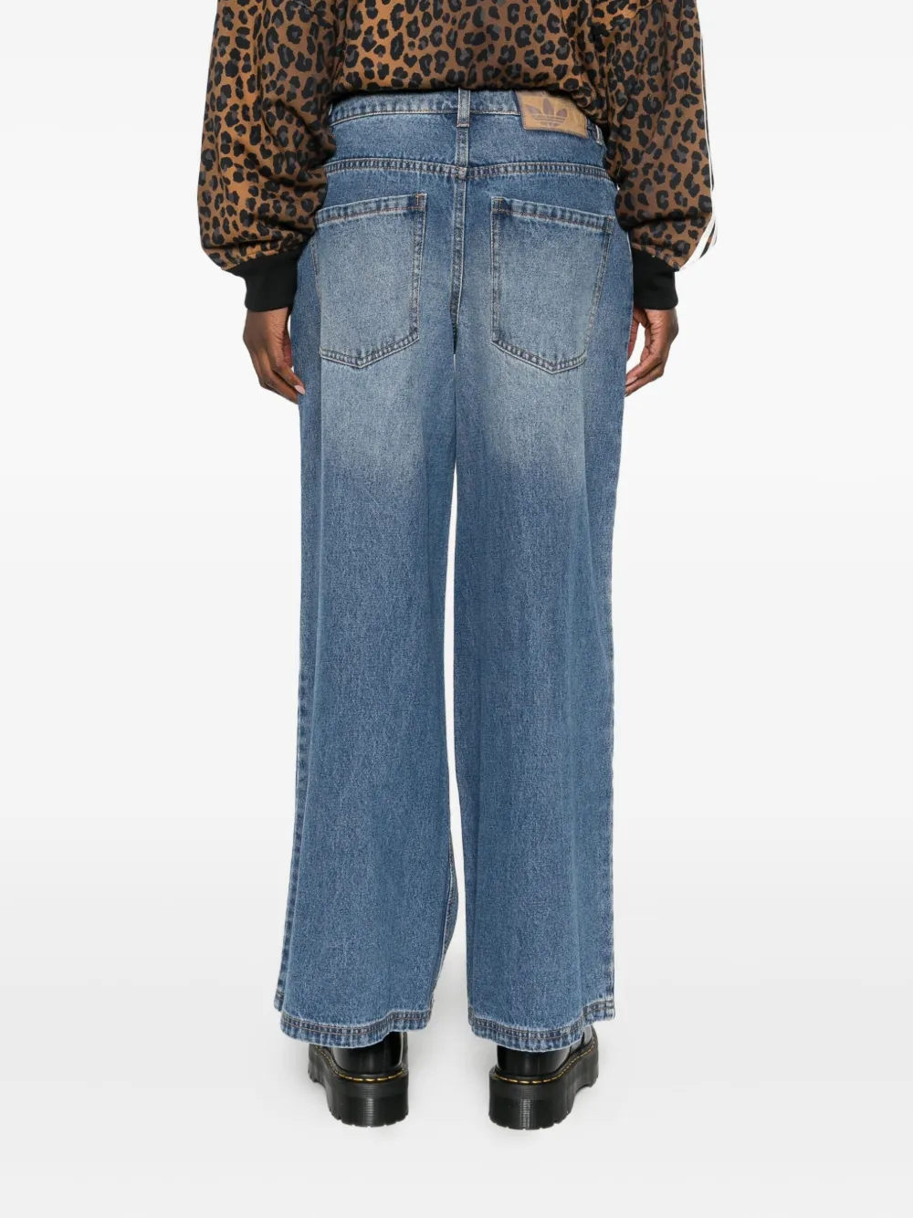 adidas Gestreepte jeans met gerafeld detail Blauw