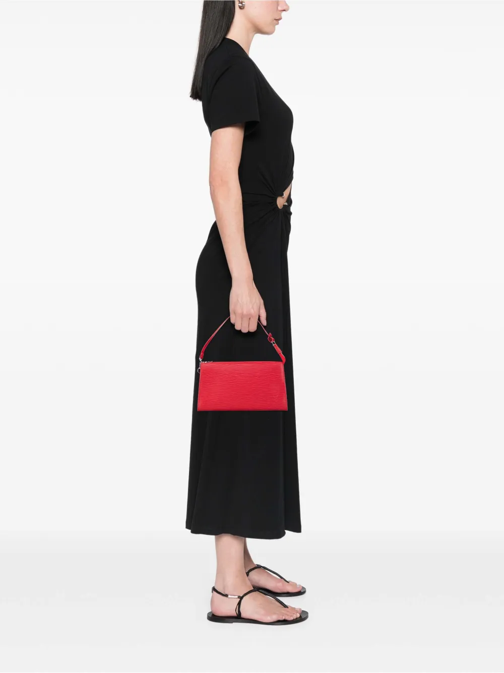 Pre-owned Louis Vuitton 2006 Epi Pochette Accessoires Shoulder Bag In Red