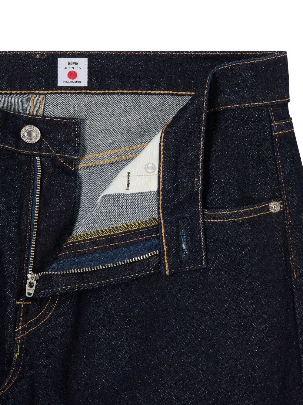 Edwin Jeans met toelopende pijpen en vijf zakken Blauw