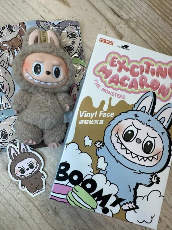 Pop Mart Labubu Monsters ブラインドボックス | グレー | FARFETCH JP
