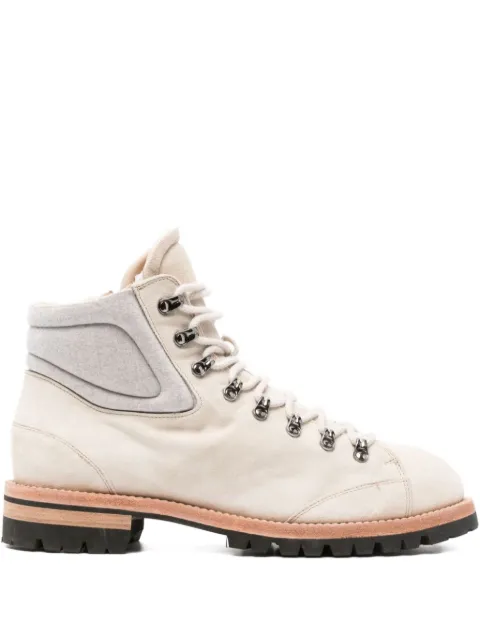 Eleventy bottes en daim à lacets