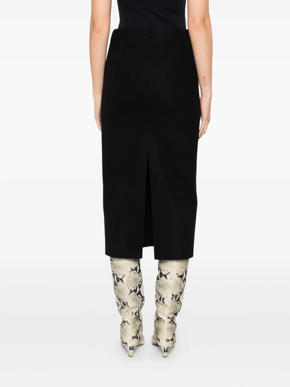 The M Straight Skirt In Black