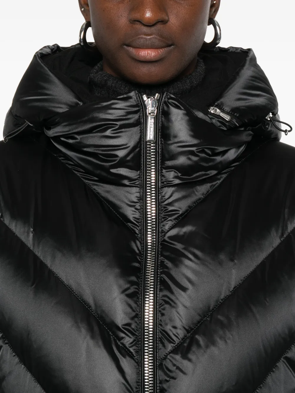 Moorer Hooded Zip-up Jacket In Black