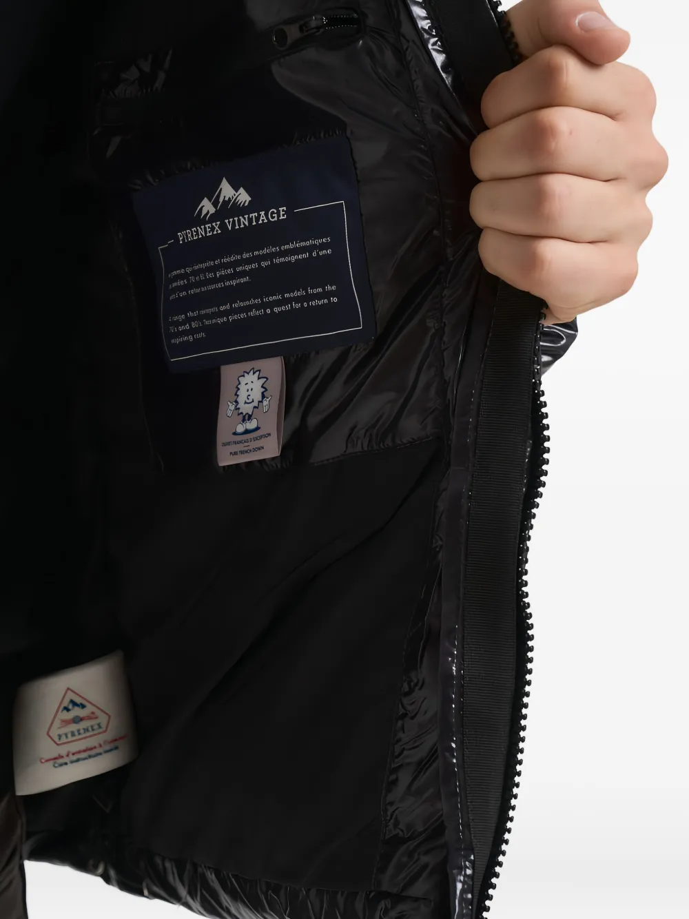 Pyrenex Hooded Puffer Jacket In Black