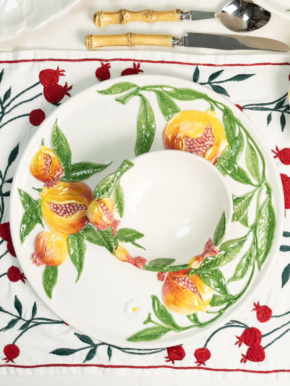 Pomegranate Embossed Charger Plate (33cm)