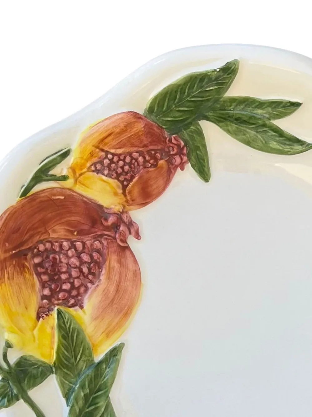 Les-Ottomans large Pomegranate bowl (23cm) | Tableware | Image 2