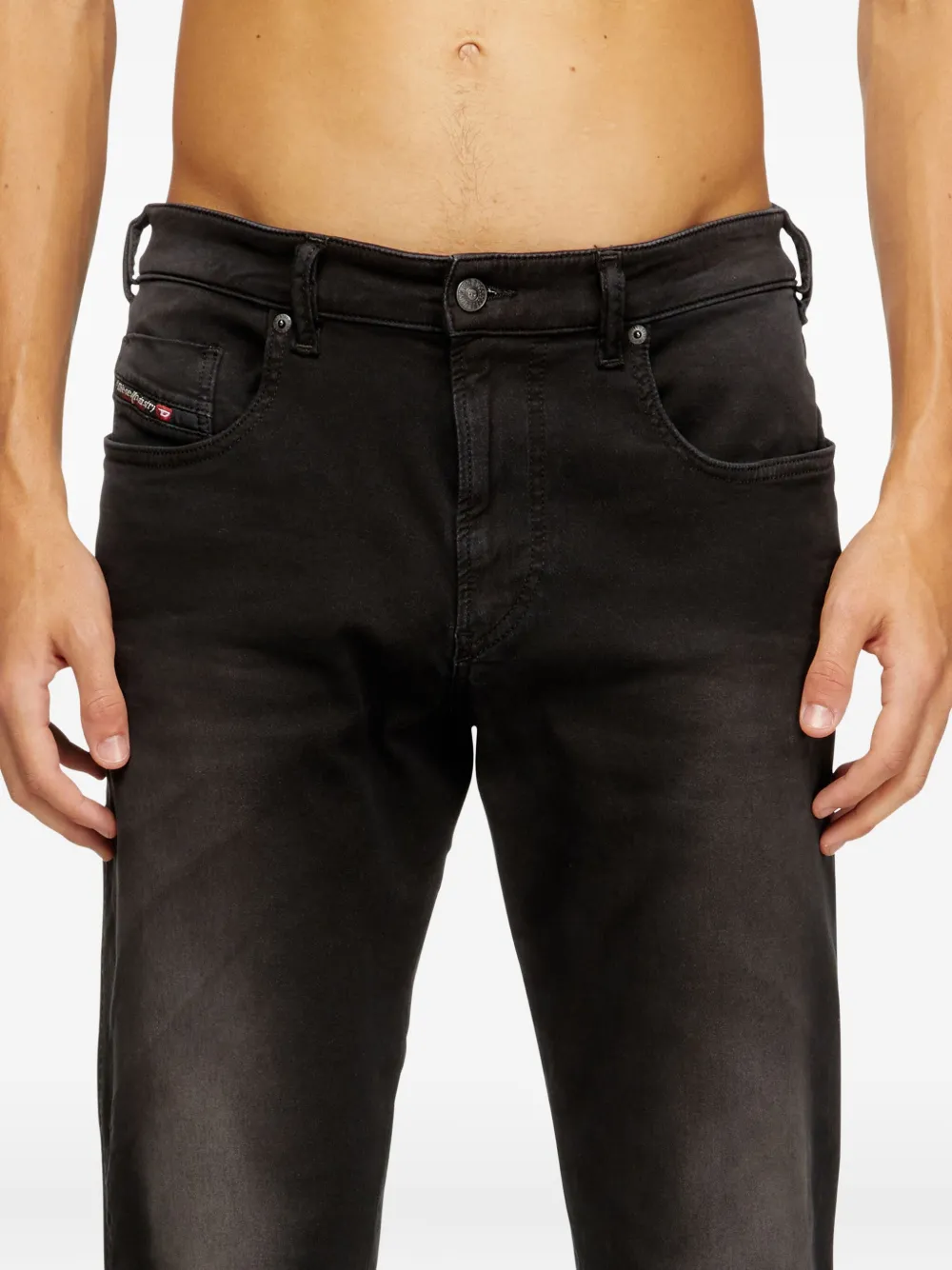 Diesel 2062 D-strukt Five-pocket Jeans In Black