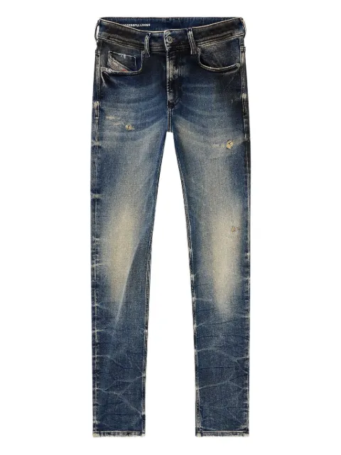 Diesel Sleenker 09n15 abrasions leather patch jeans