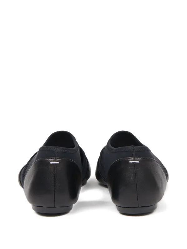 Maison Margiela レザーフラットシューズ | ブラック | FARFETCH JP