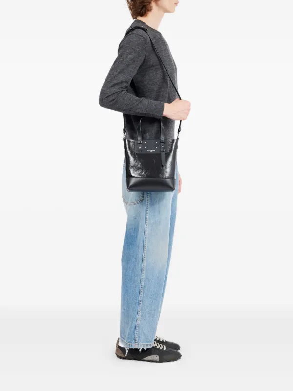 Maison Margiela ブラックレザーハンドバッグ Maison Margiela バーティカル ハンドバッグ ミニ | ブラック