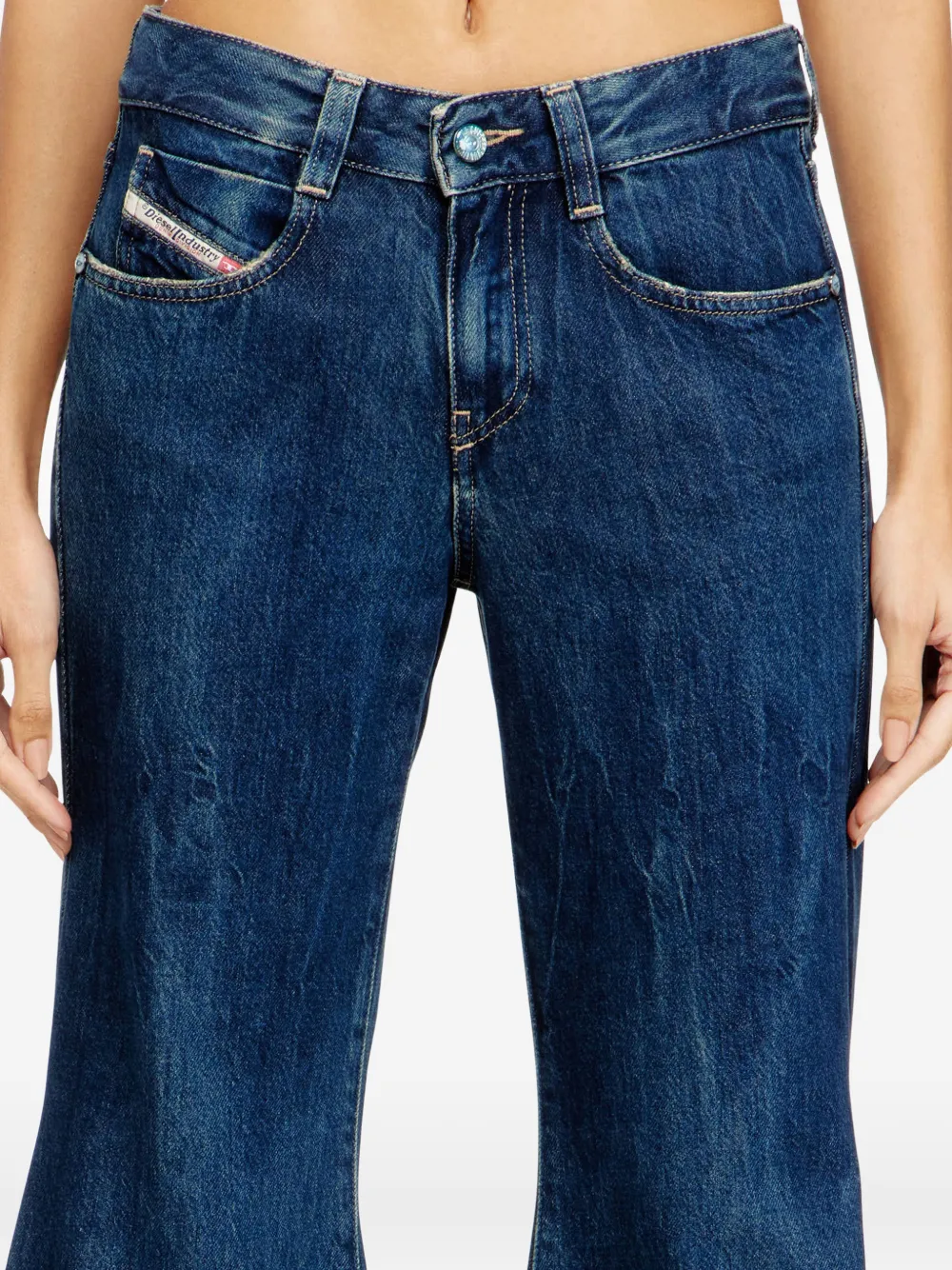 Diesel 1970 D-Bleess 09n61 flared low waist jeans Blauw