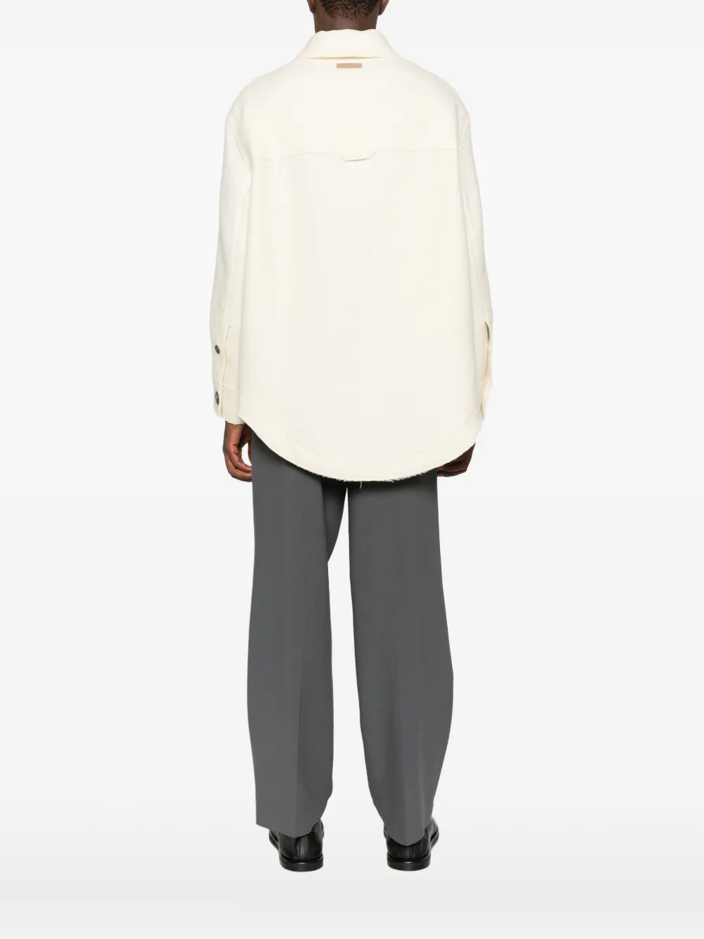 AMI Paris Shirtjack met puntkraag Beige