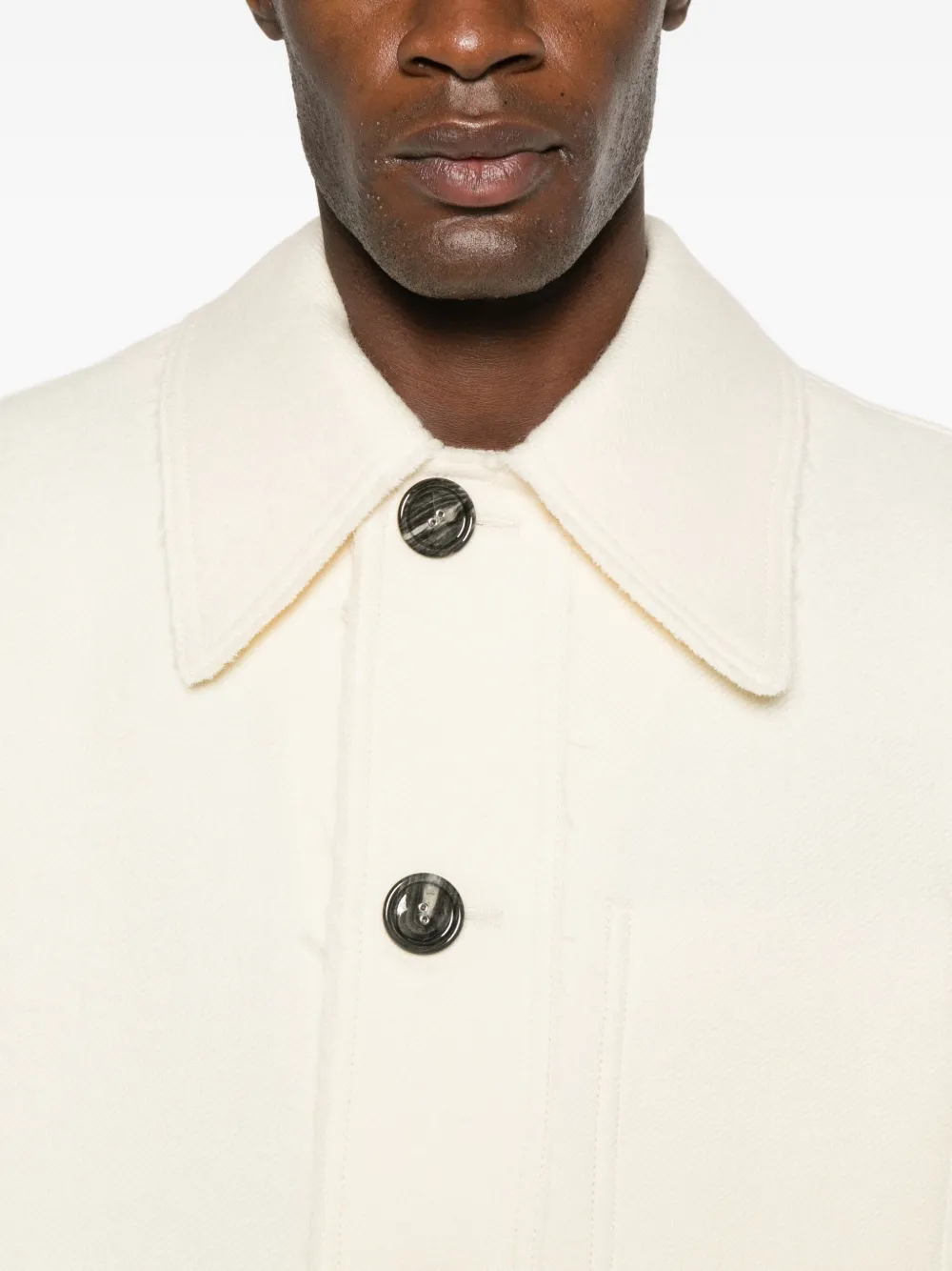 AMI Paris Shirtjack met puntkraag Beige