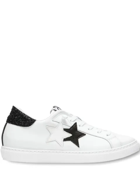 2 Star star-detail sneakers