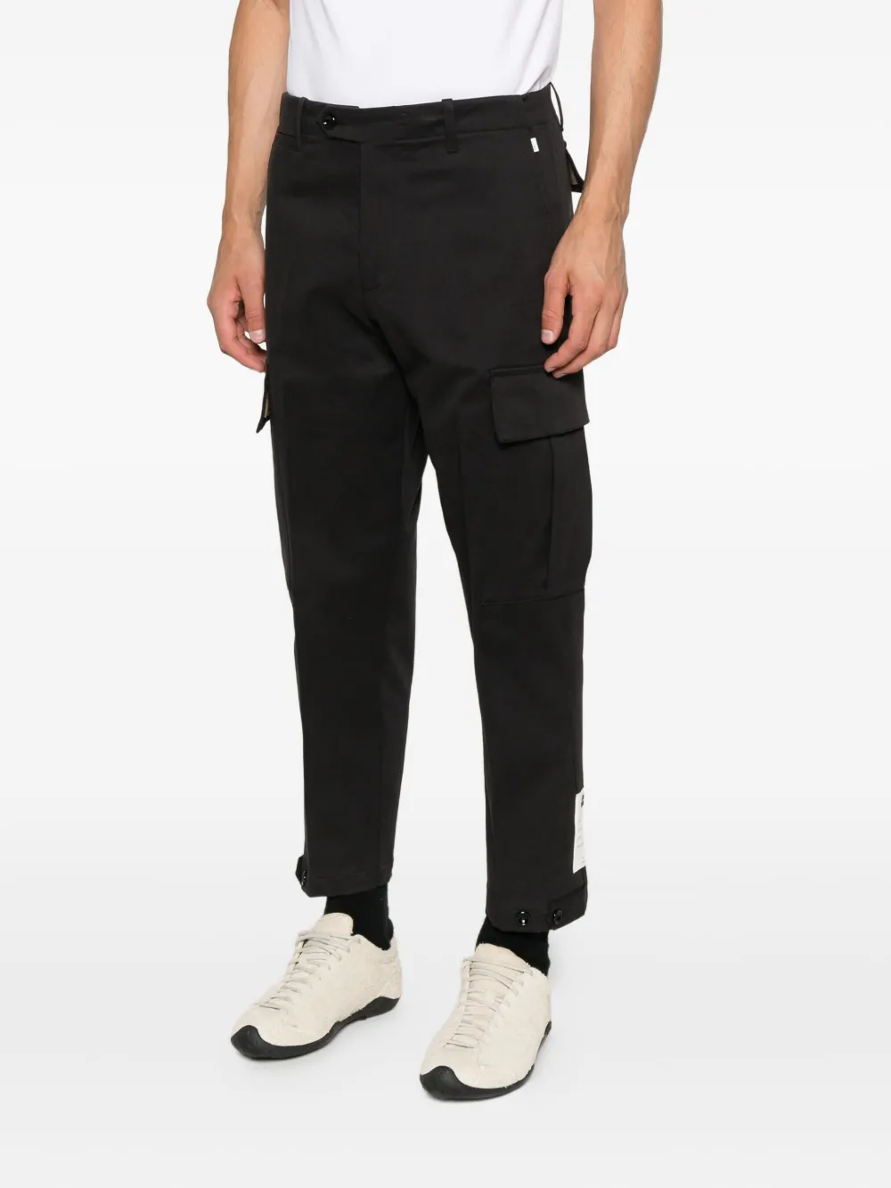 New York Resident Cargo-pockets Straight-leg Trousers In Black