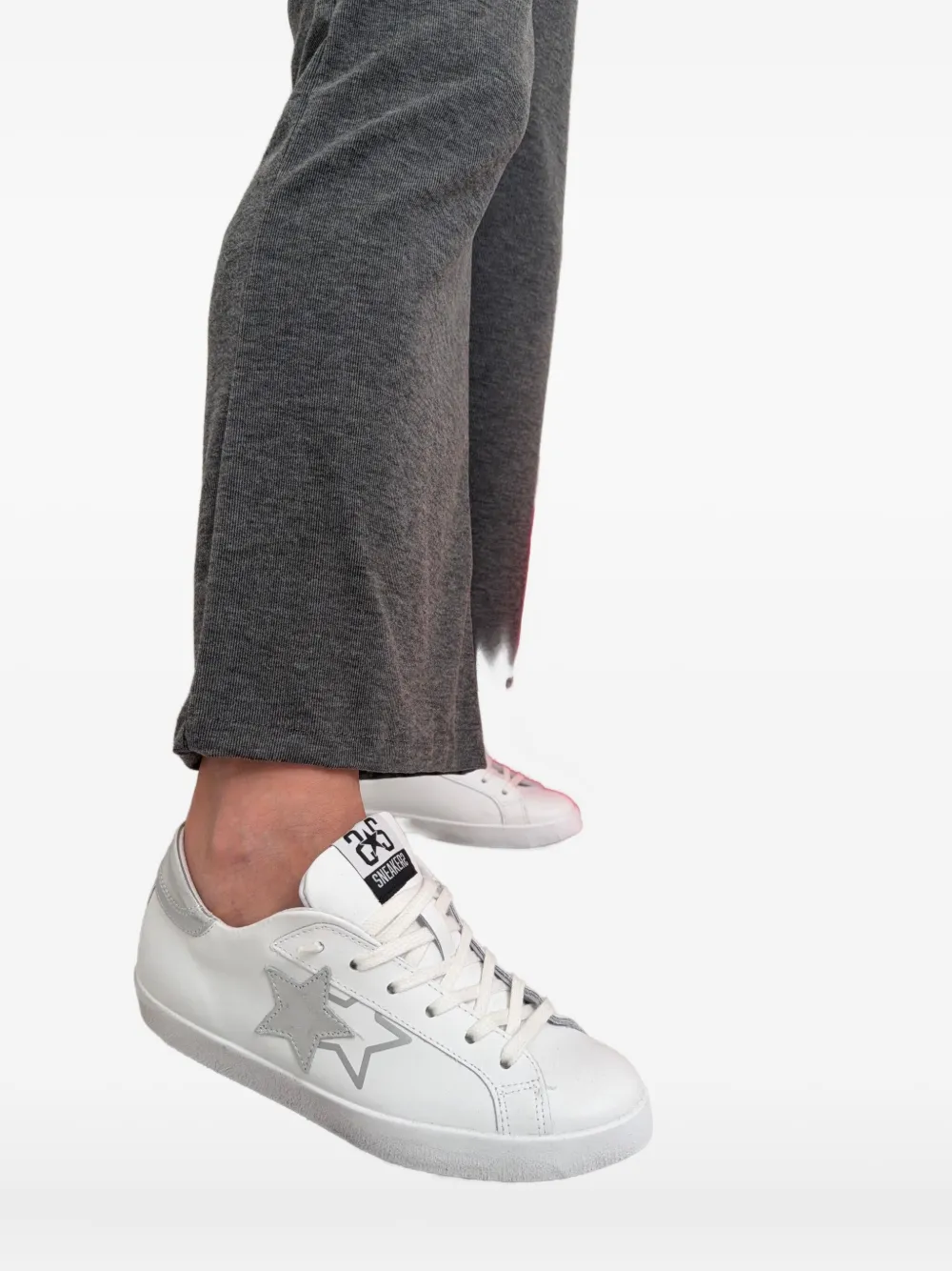 2 Star Prime Star Sneakers In White