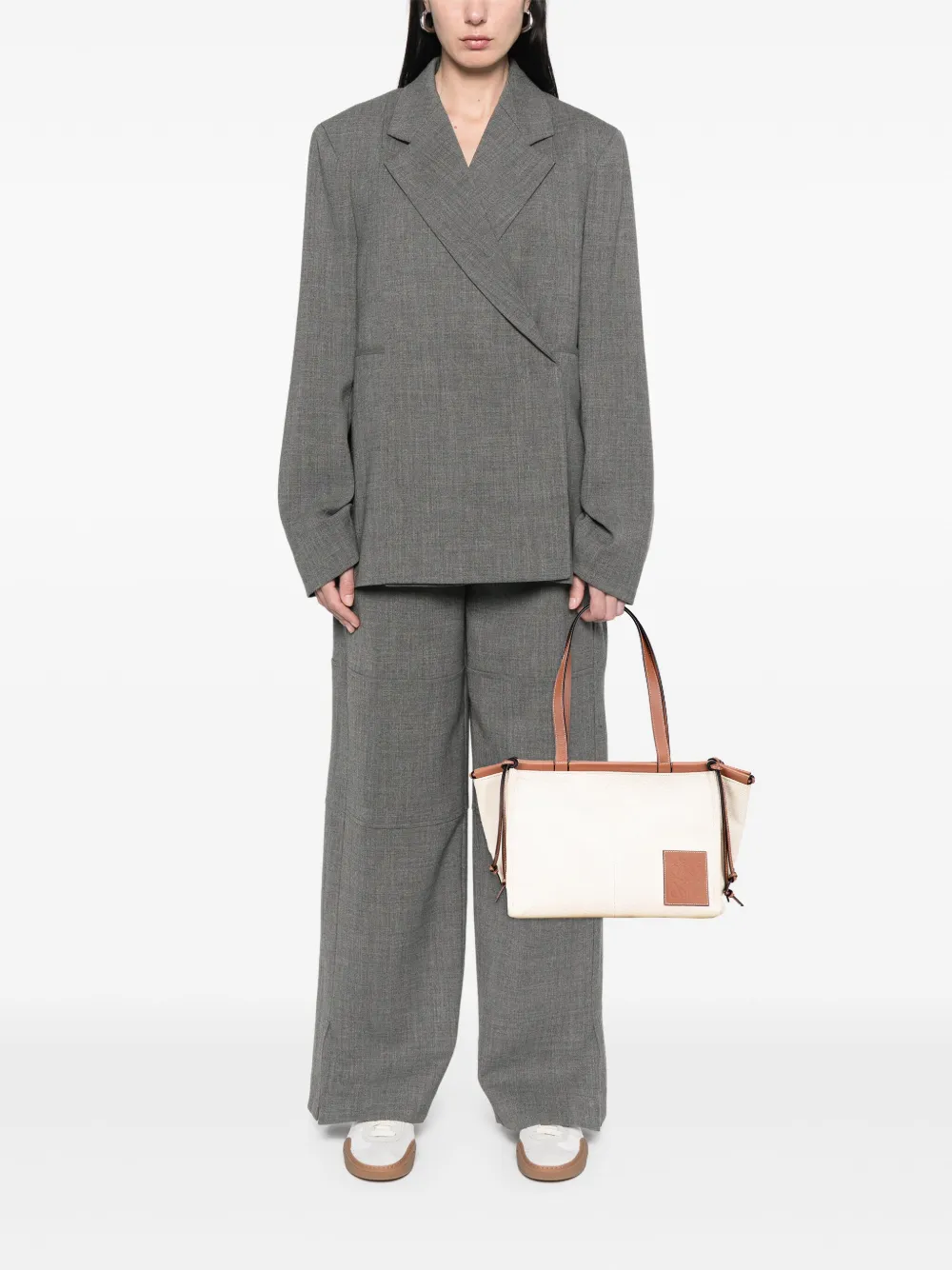 Loewe Pre-Owned 2020 Small Canvas Cushion tote bag | Pre-Owned | Image 2