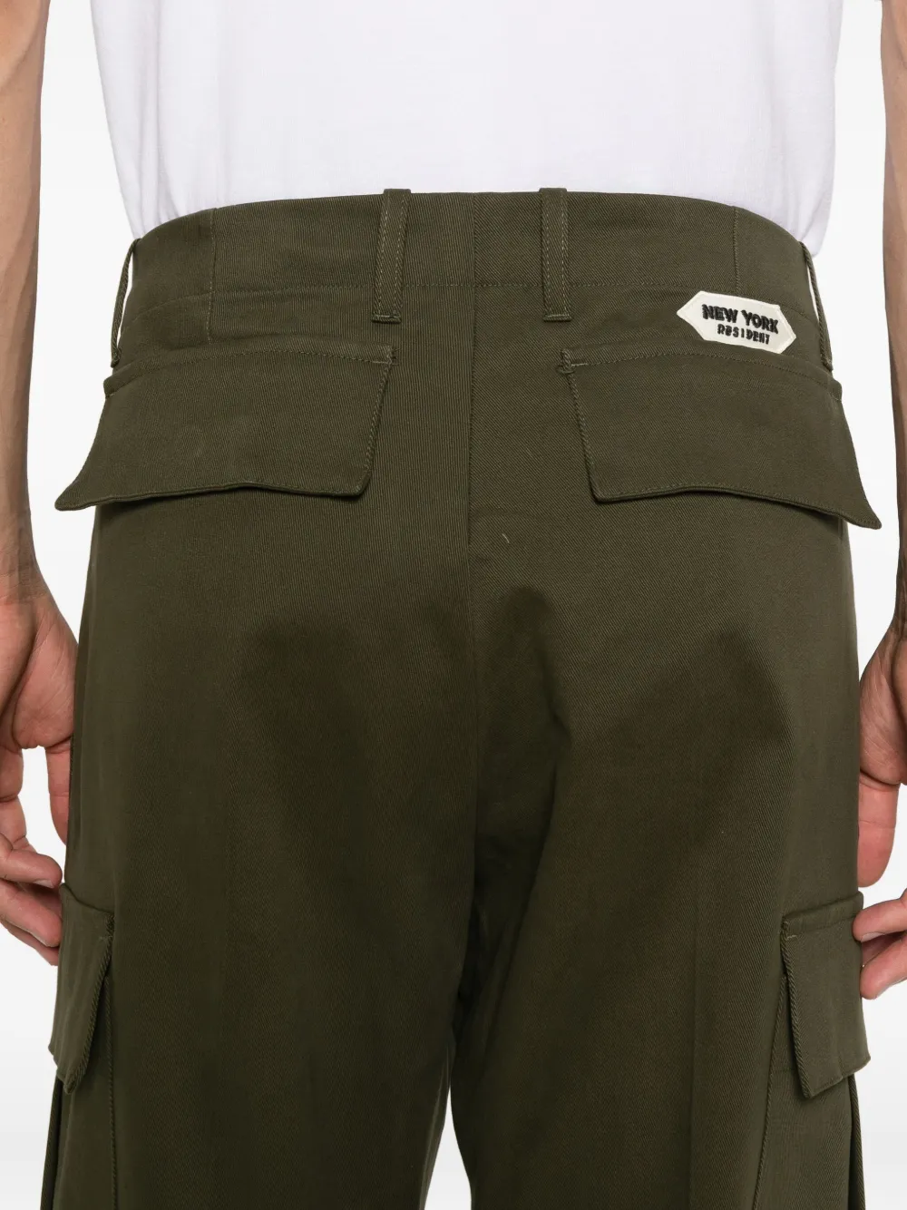 New York Resident Cargo-pockets Straight-leg Tousers In Green