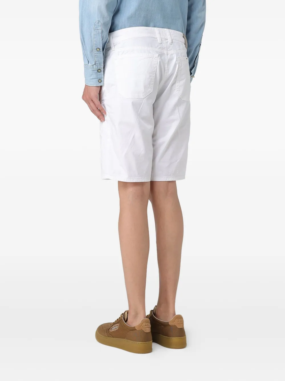 Jeckerson Jayden Bermuda Shorts In White