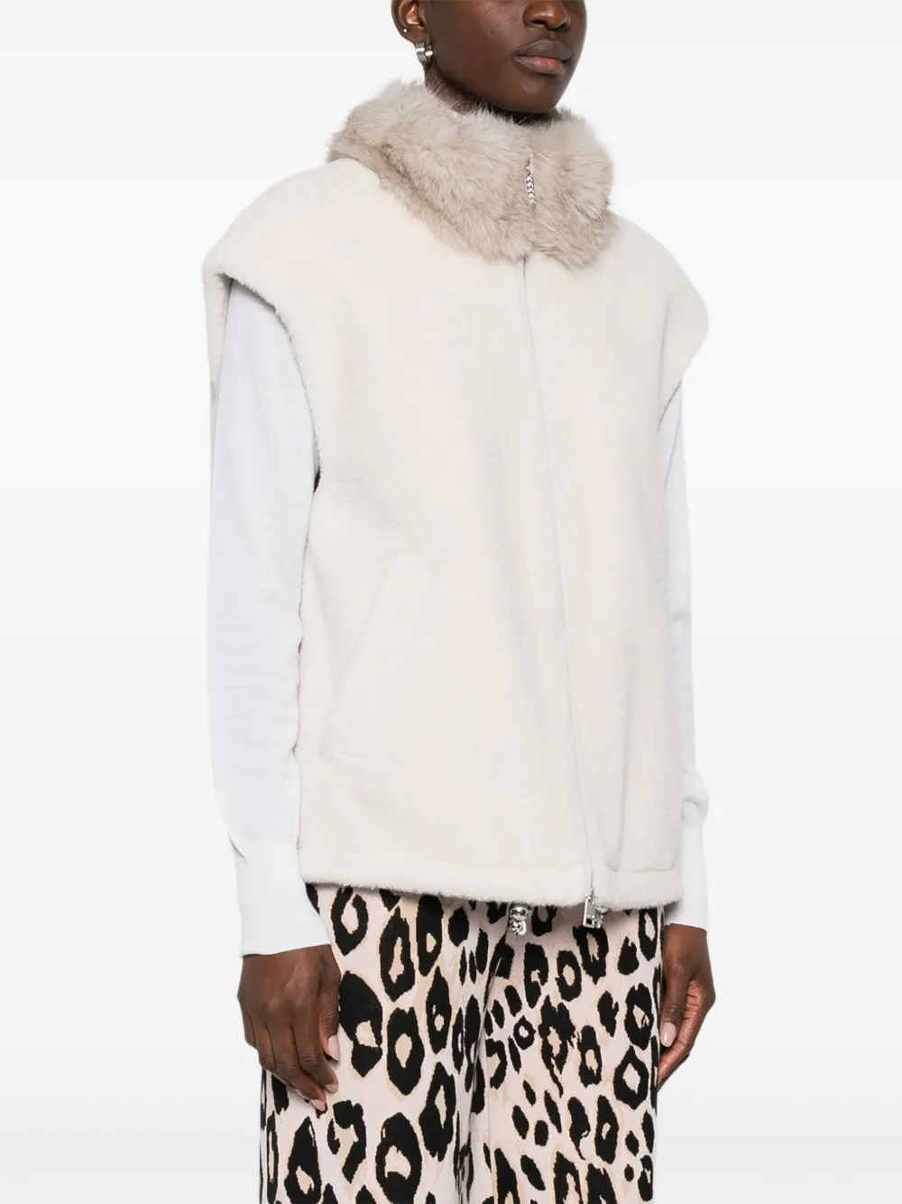Marccain Fur-collar Gilet In Neutral