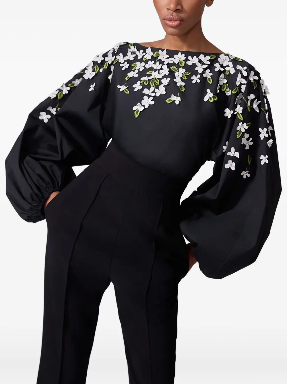 Carolina Herrera Blouse met geborduurde bloemen en boothals Zwart