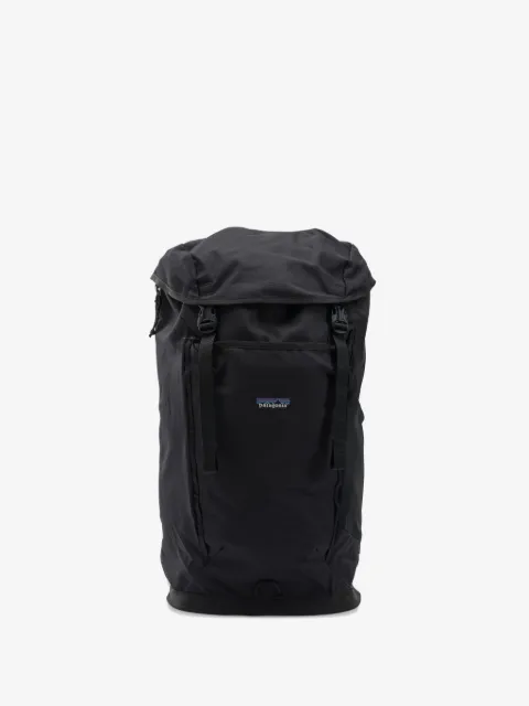 Patagonia logo-patch backpack