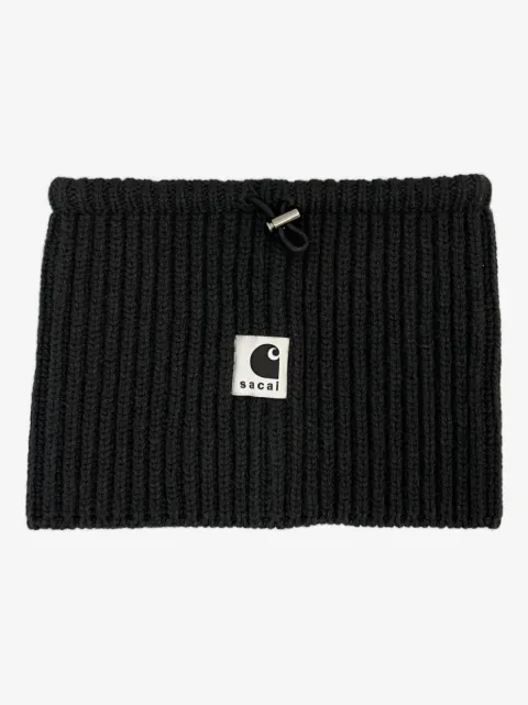 sacai cuello tejido de canalé WIP en colaboración con Carhartt