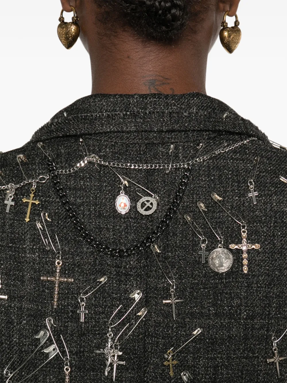 R13 Verfraaid jack met enkele rij knopen Grijs