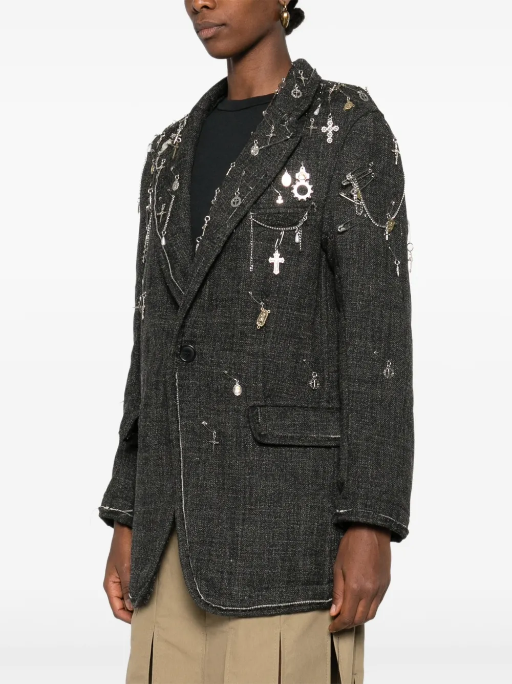 R13 Verfraaid jack met enkele rij knopen Grijs