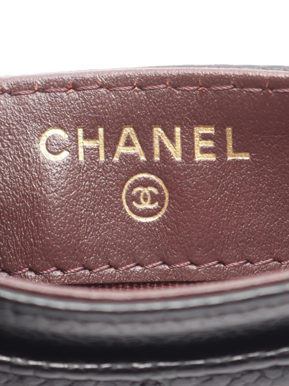 Pre-owned Chanel 2021-2025 Cc Quilted Caviar Card Holder In Black