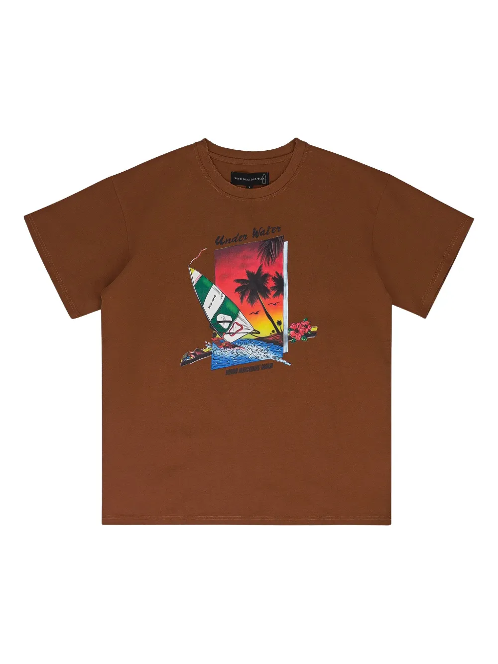 Who Decides War playera con estampado gráfico | marrón | Image 1