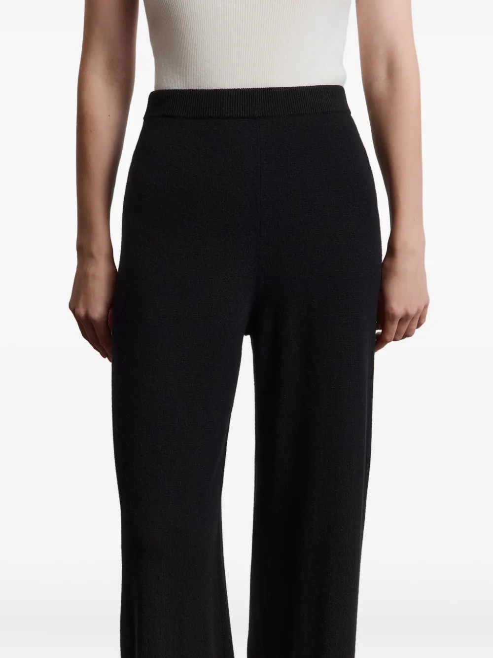 12 Storeez Knitted Trousers In Black
