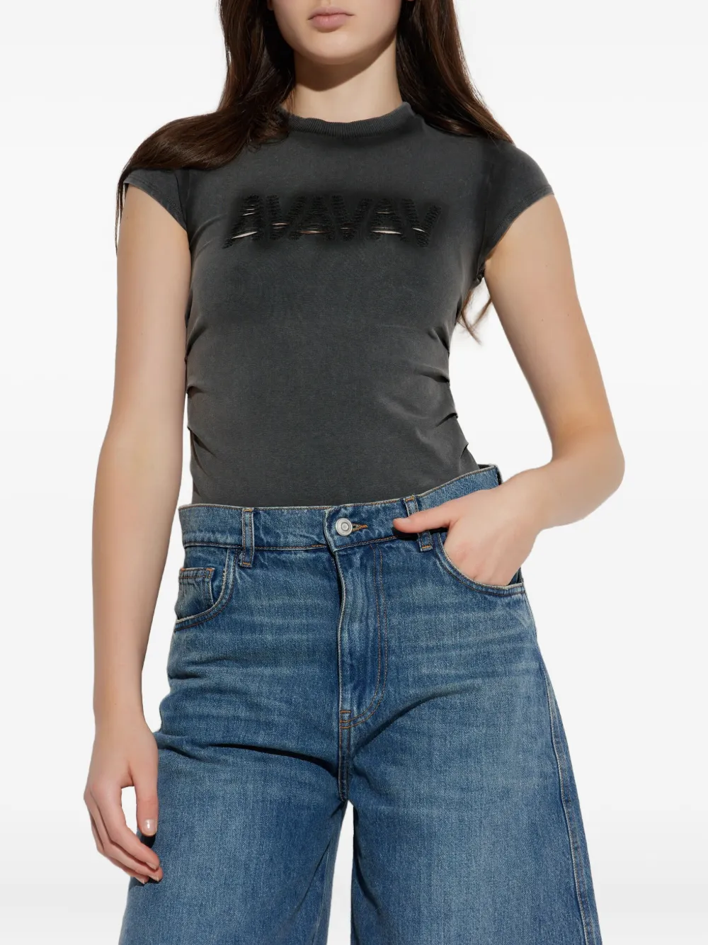 Avavav Logo-print T-shirt In Black