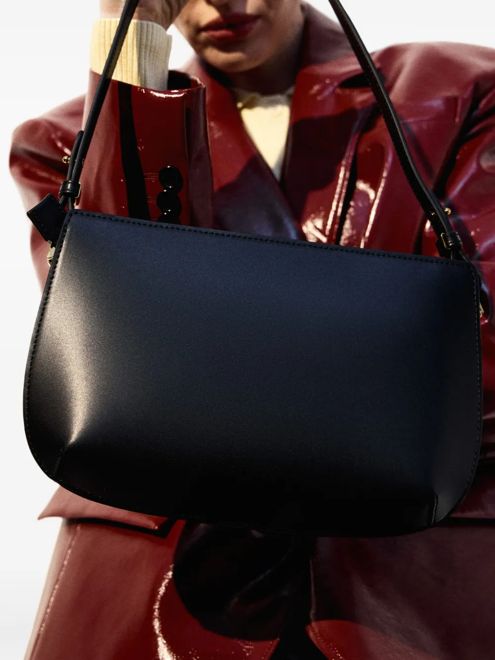 Potamy Medium A New Laconic Shoulder Bag In Black