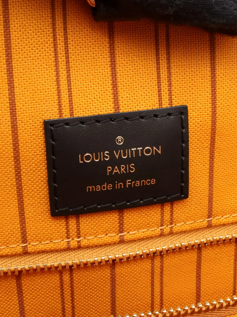 Pre-owned Louis Vuitton 2019 Jungle Gm Monogram Shoulder Bag In Brown
