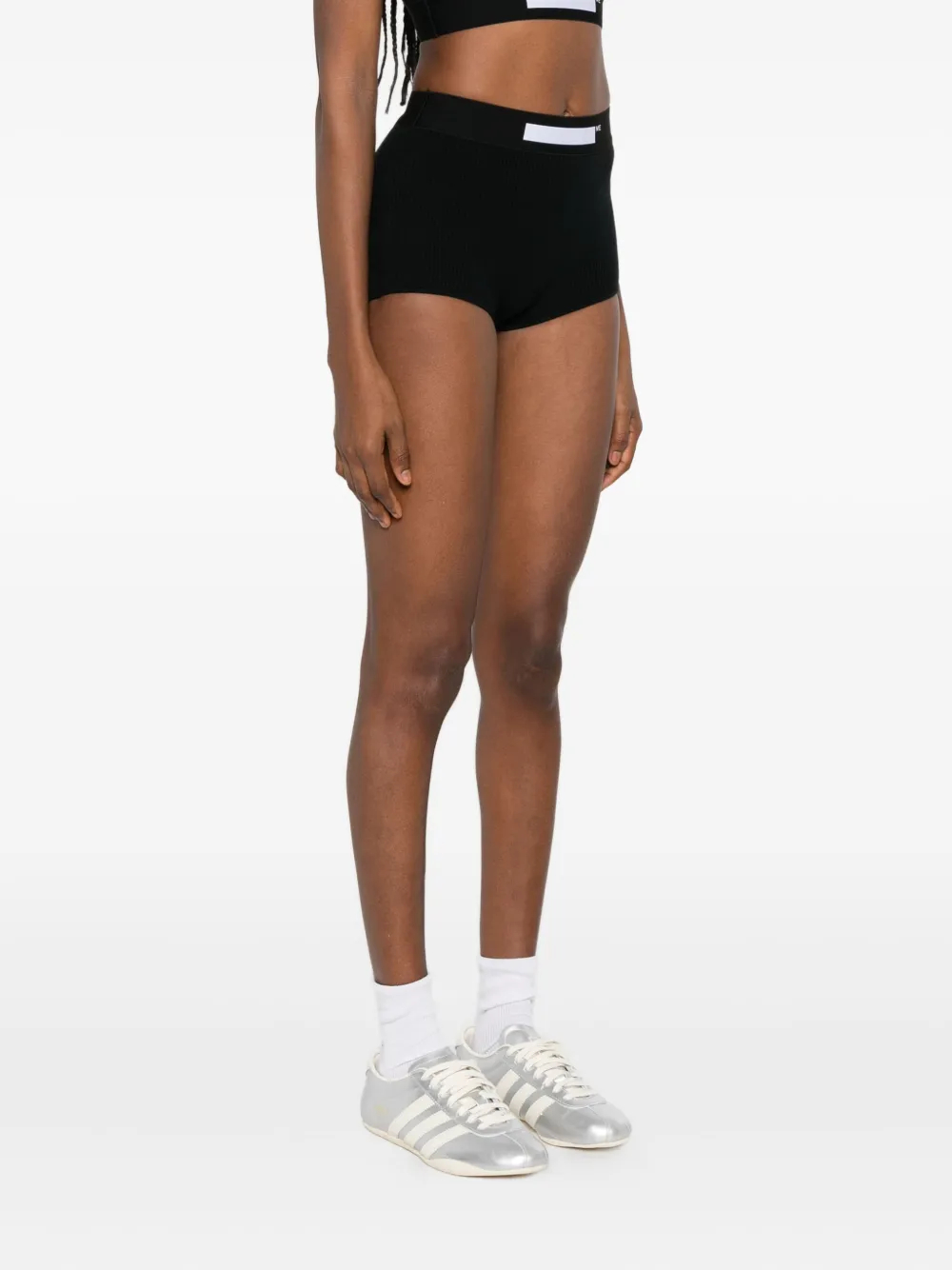 MEDEEA High waist shorts Zwart