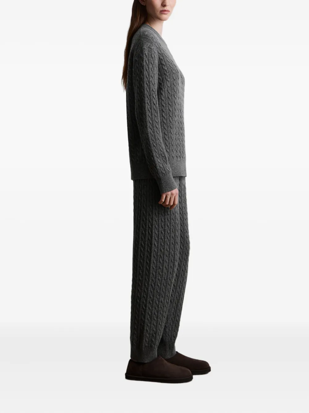 12 STOREEZ Rye kabelgebreide broek Grijs