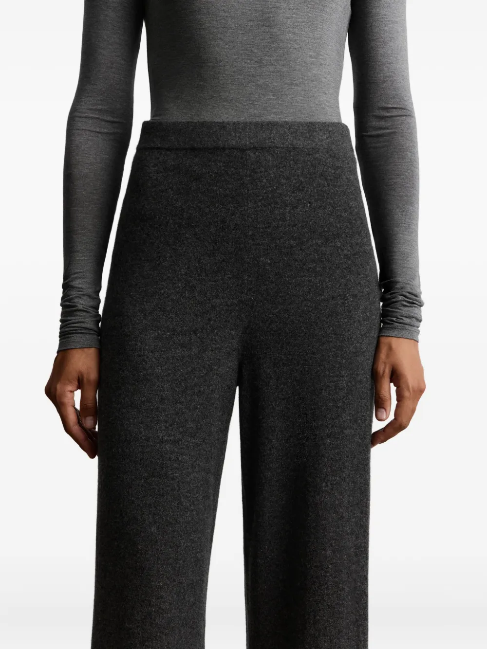 12 Storeez Aura Cashmere Trousers In Black