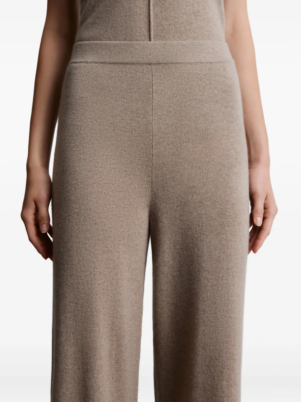 12 Storeez Aura Cashmere Trousers In Neutral