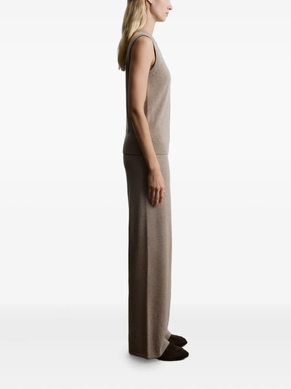 12 Storeez Aura Cashmere Trousers In Neutral