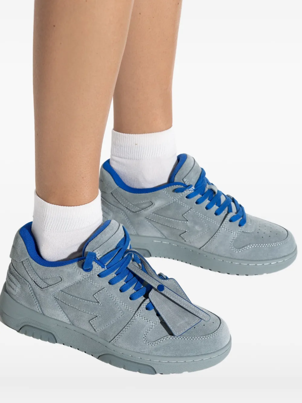 Off-white Arrow Lace-up Sneakers In Blue