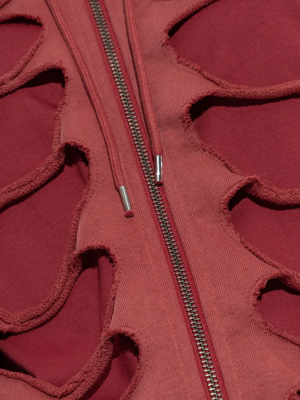 Avavav Shoulderless Cut-out Zip-up Hoodie In Red