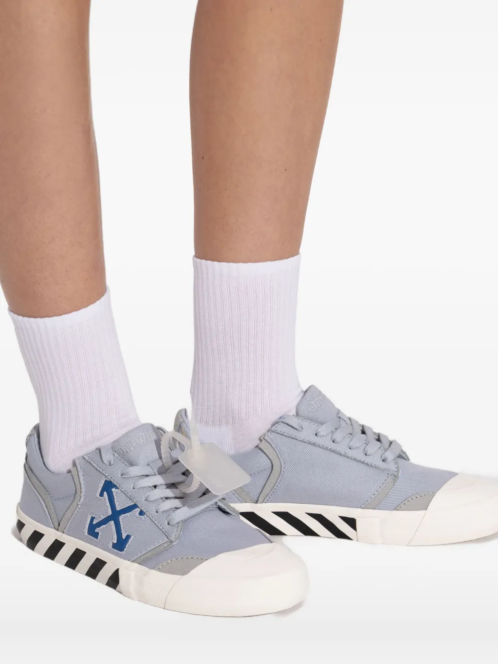 Off-white Vulcanized Low-top Sneakers In Multi