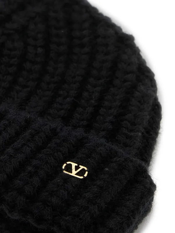 【新品】 VALENTINO ビーニー　ニット帽　黒　ブラック　ロゴ　刺繍 VALENTINO(ヴァレンティノ) ニットキャップ・ビーニー(メンズ